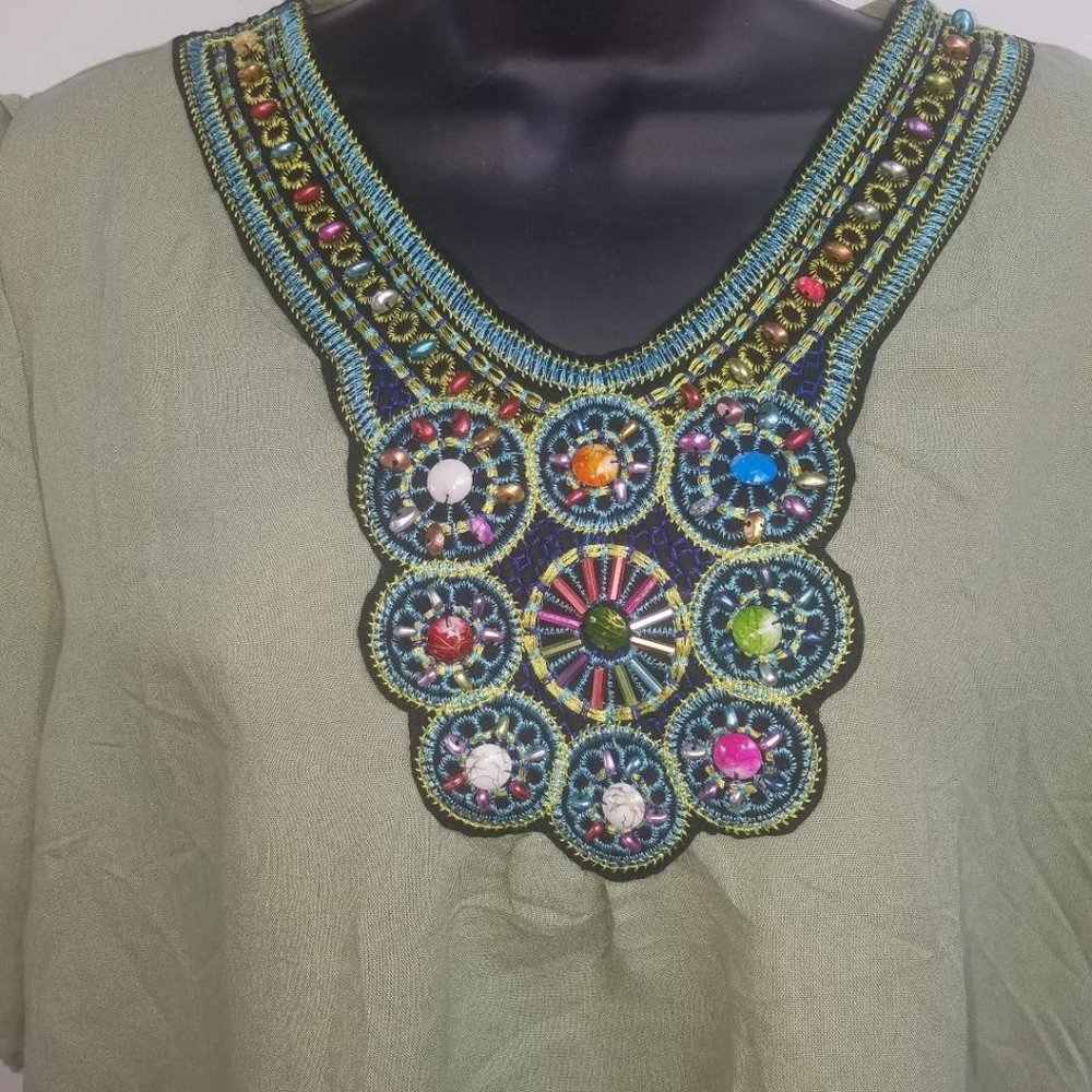 *Ladies stylish Bohemian Beaded top, 2 colors to choose from, in size Medium NEW